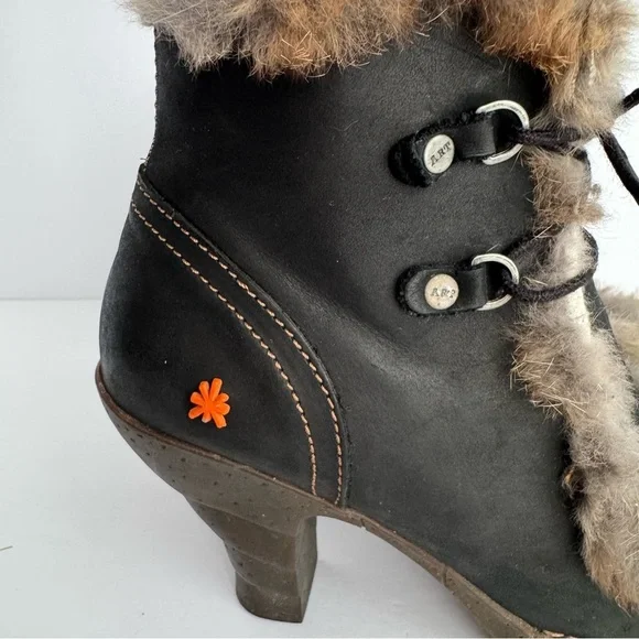 The Art Company Nubuck Leather Lace-Up Ankle Boots Sz 37 US 6.5 Heeled Fur Trim - Picture 2 of 16